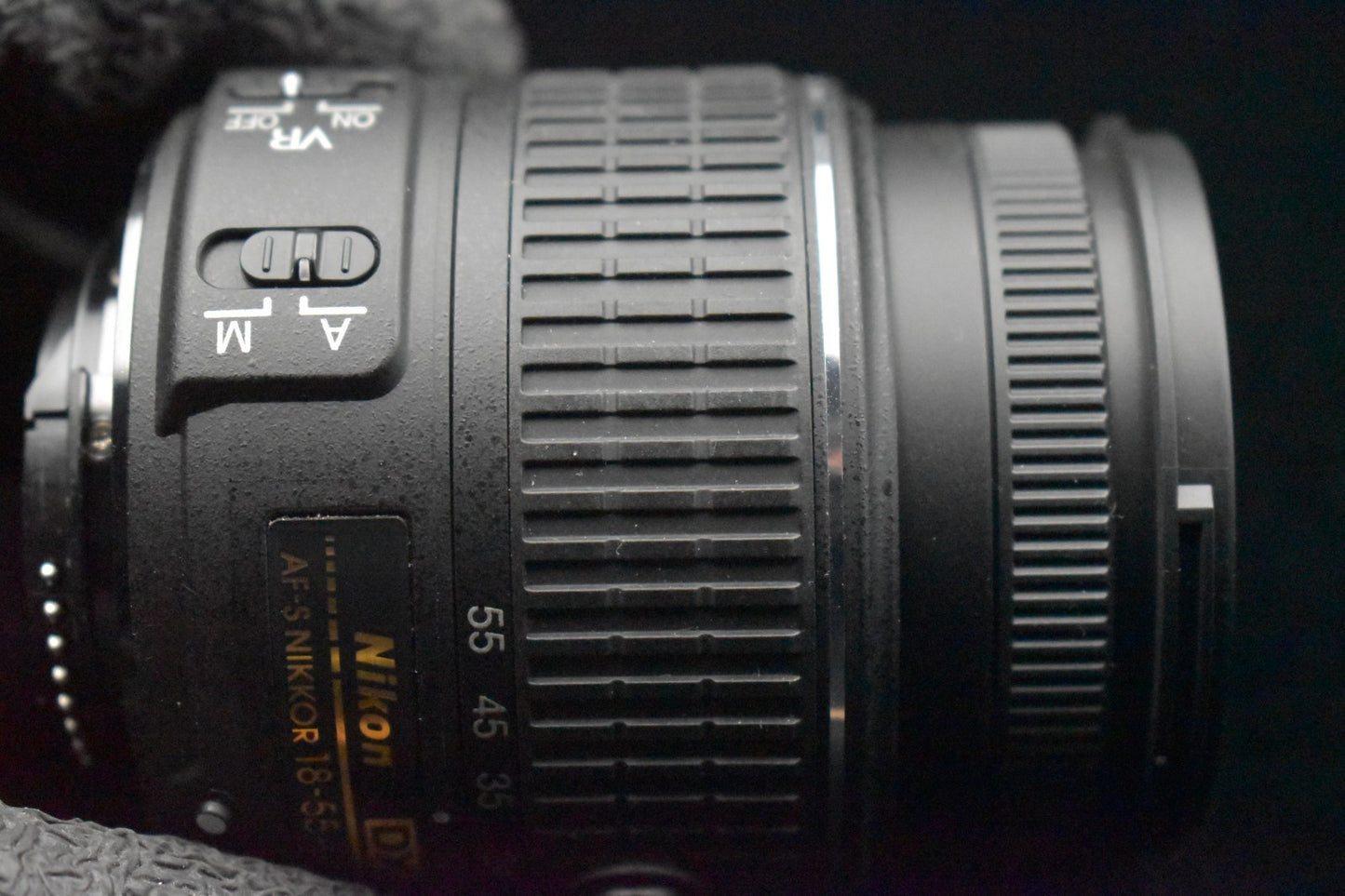 [US DUTY PAID] Nikon D5300 24.2 MP DSLR Digital Video Camera with Lens 9246