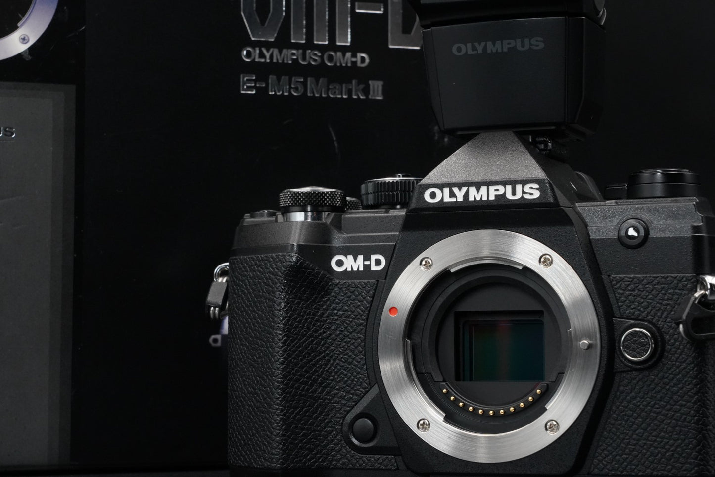 Olympus OM-D E-M5 Mark III 20.4MP Mirrorless Digital Camera US Duty Paid 10470