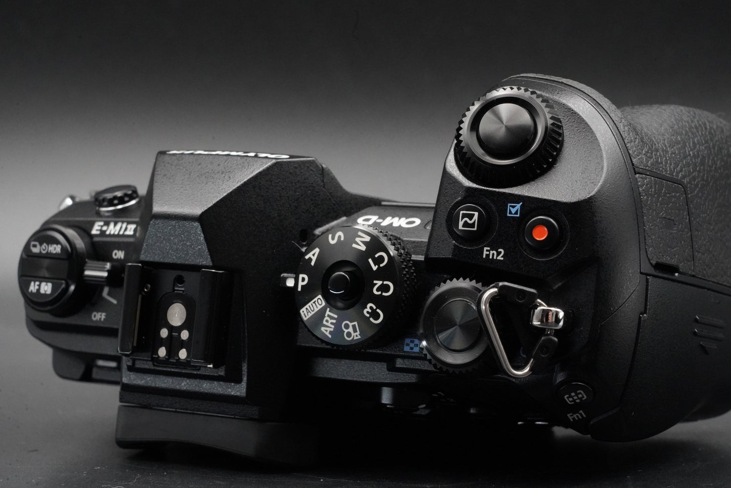 Olympus OM-D E-M1 Mark II Digital Camera Black Body JAPAN US Duty Paid 11044