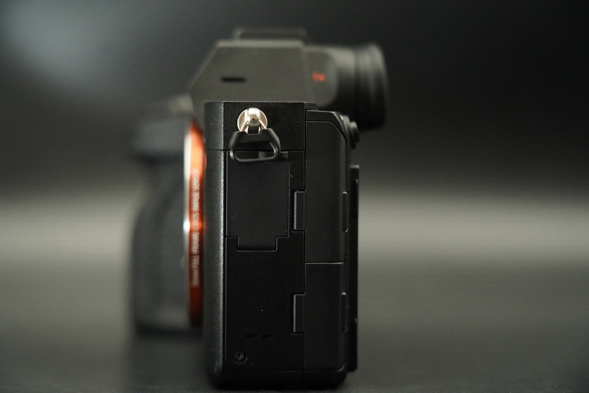 Fotocamera digitale mirrorless Sony A7R IV ILCE-7RM4 inglese OK -129937...