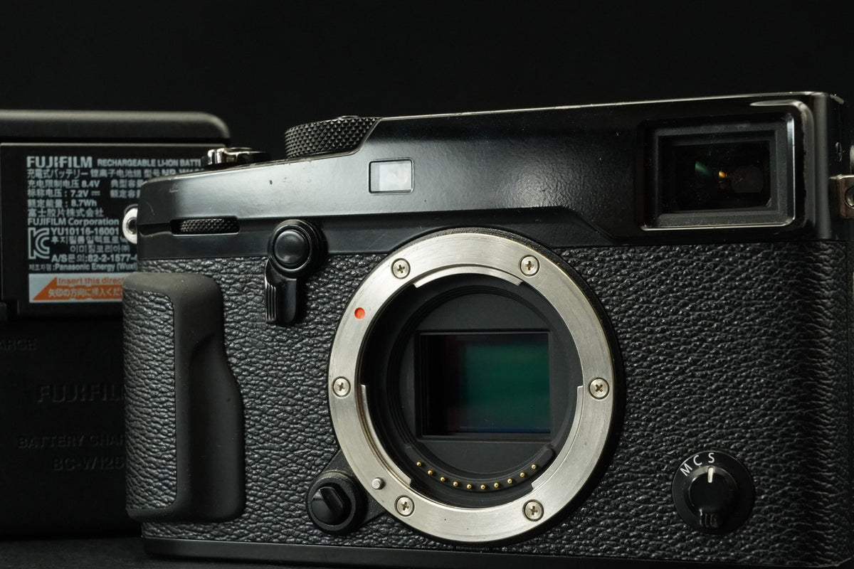 Fujifilm X-Pro2 24.3MP Mirrorless Digital Camera Black -1 cuts- #11524