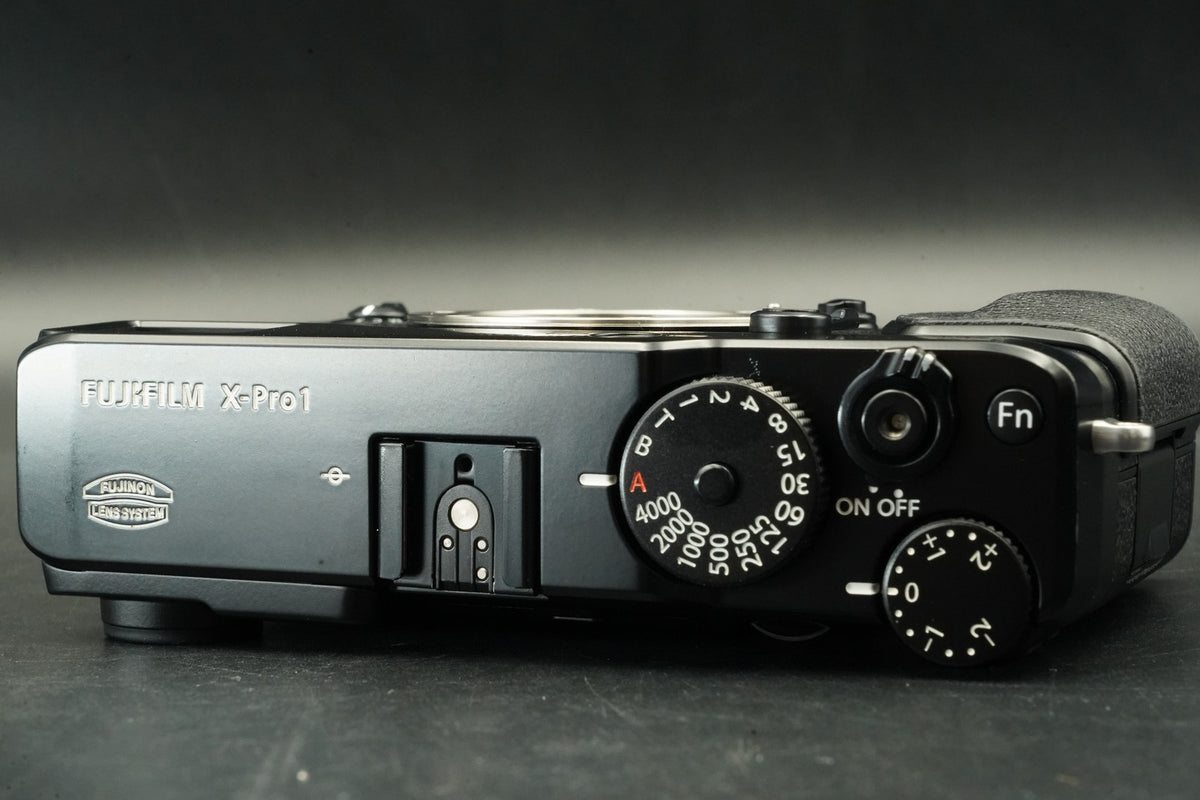 Fujifilm X-Pro1 Mirrorless Digital Camera Black #12200