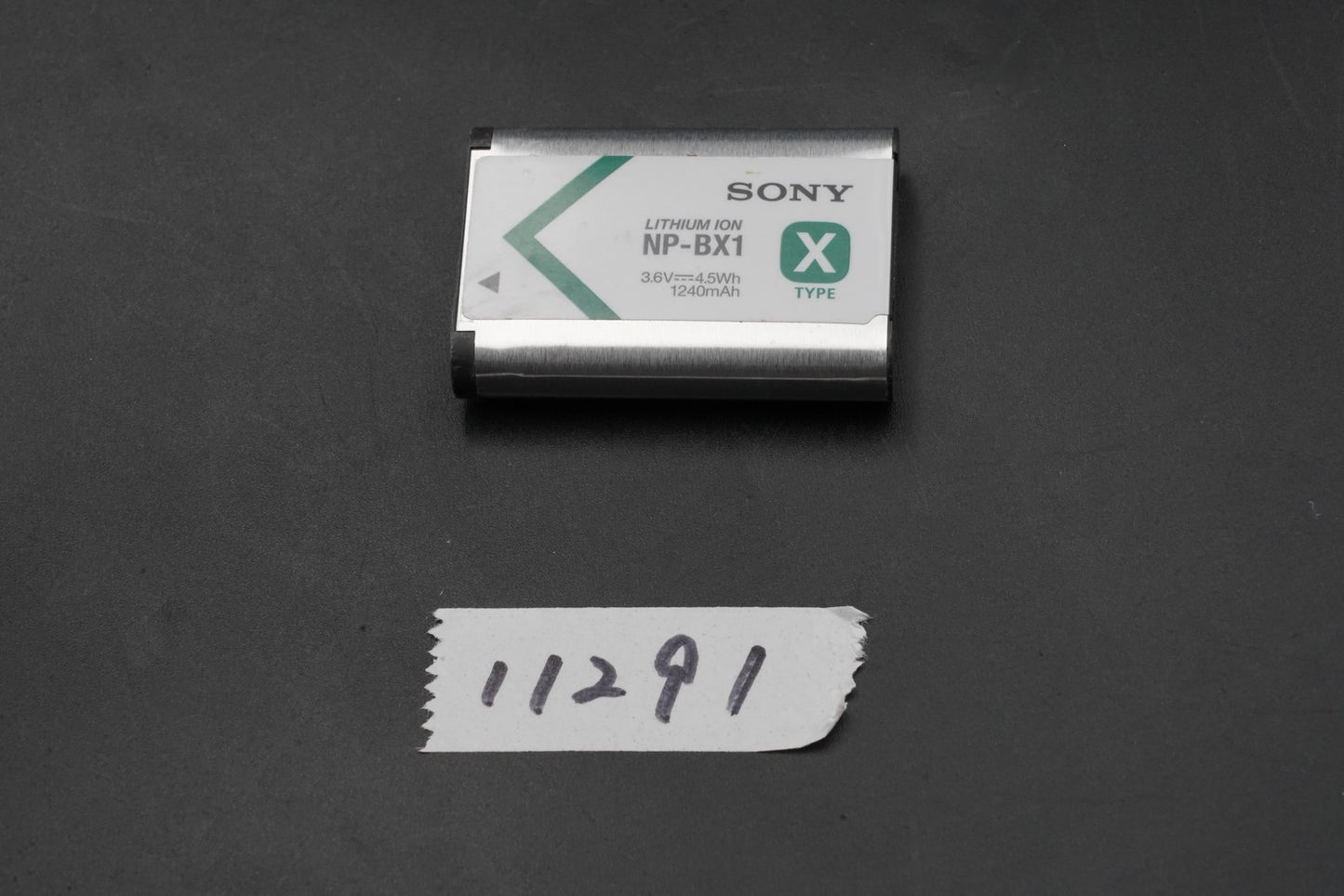 Sony Cyber-shot DSC-RX100 II M2 20.2MP Digital Camera US Duty Paid 11291