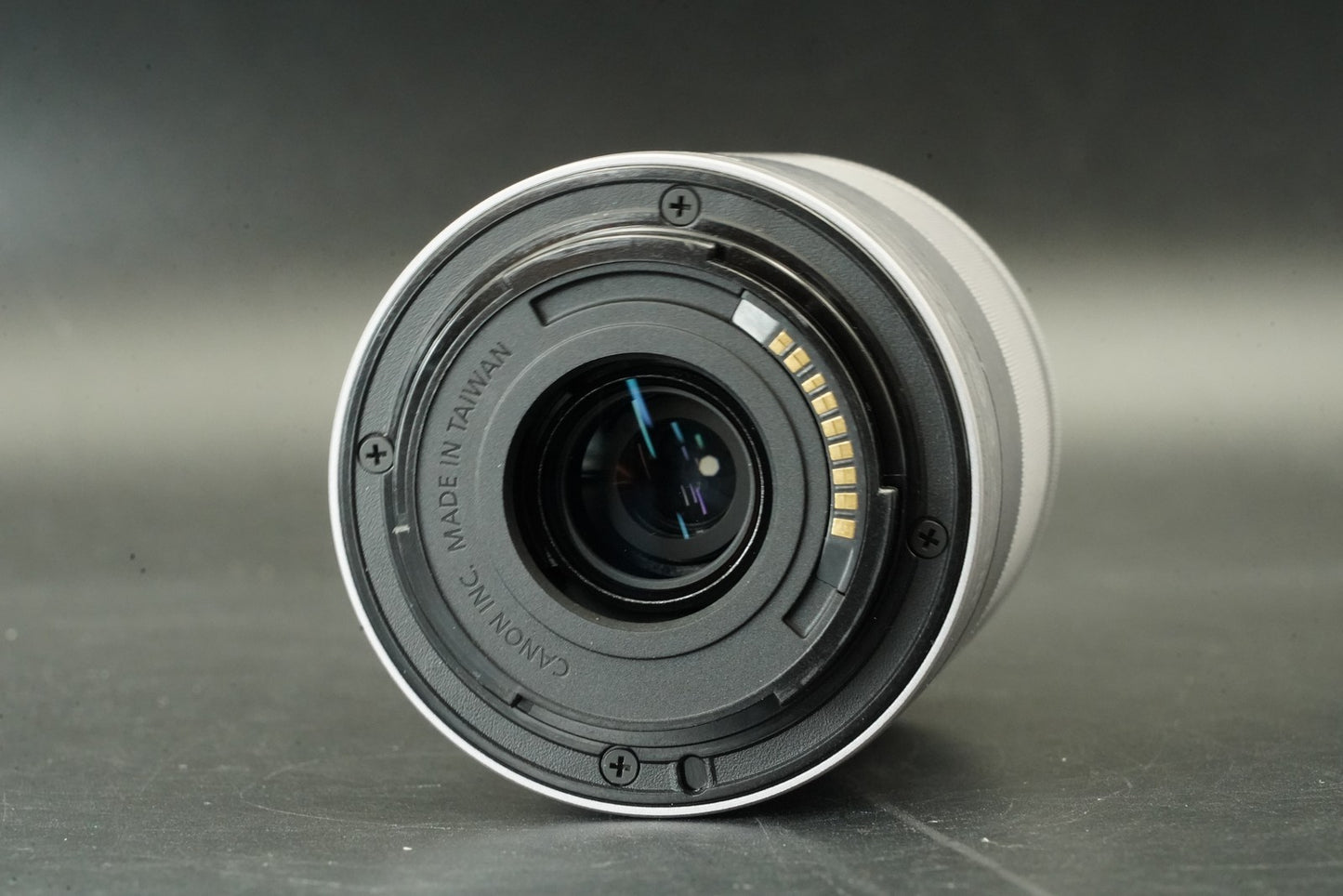 Canon EOS M100 Digital Camera 15-45mm 55-200mm White EF-M Mount #11834