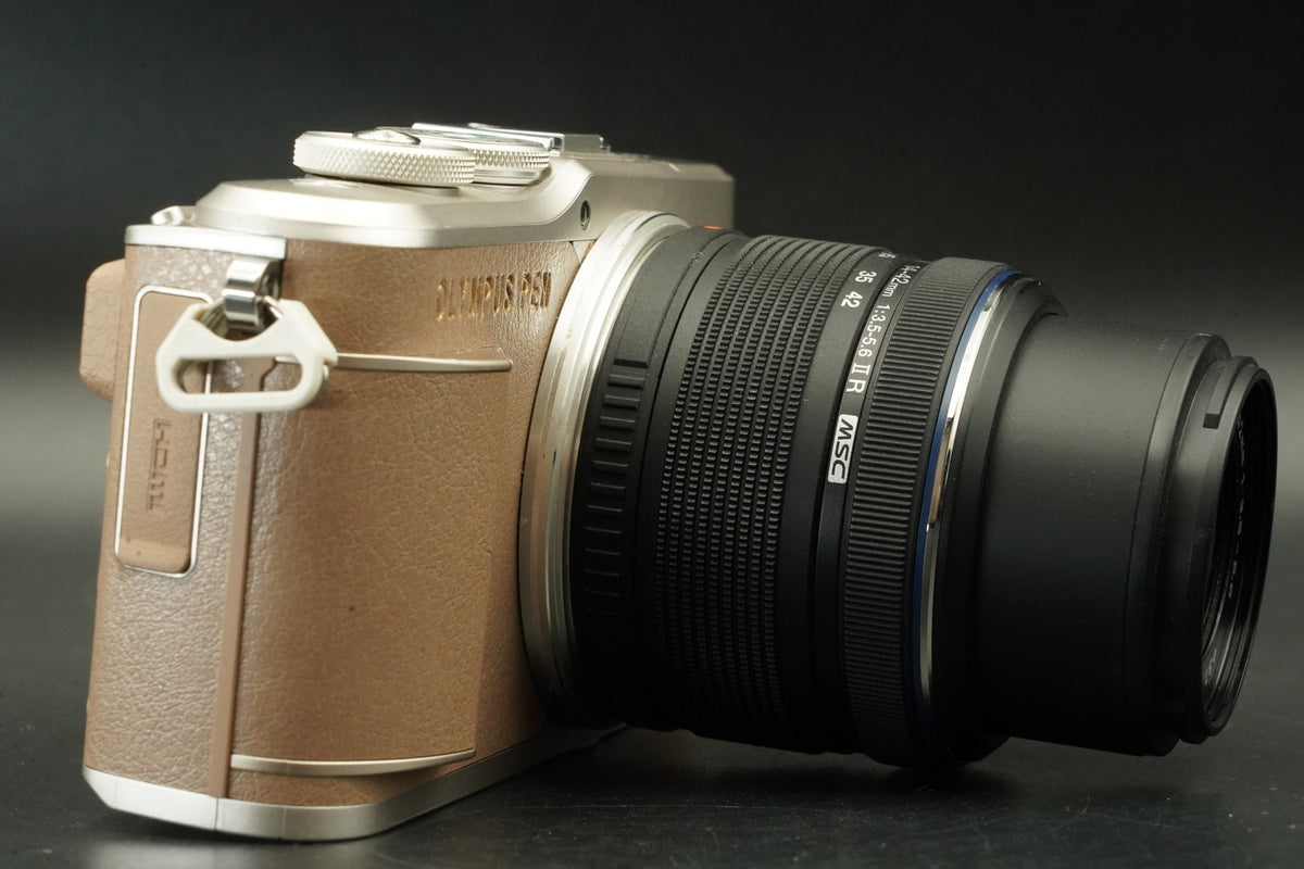 Olympus E-PL10 Digital Camera 14-42mm 40-150mm Lens Brown -3094 cuts- #11773