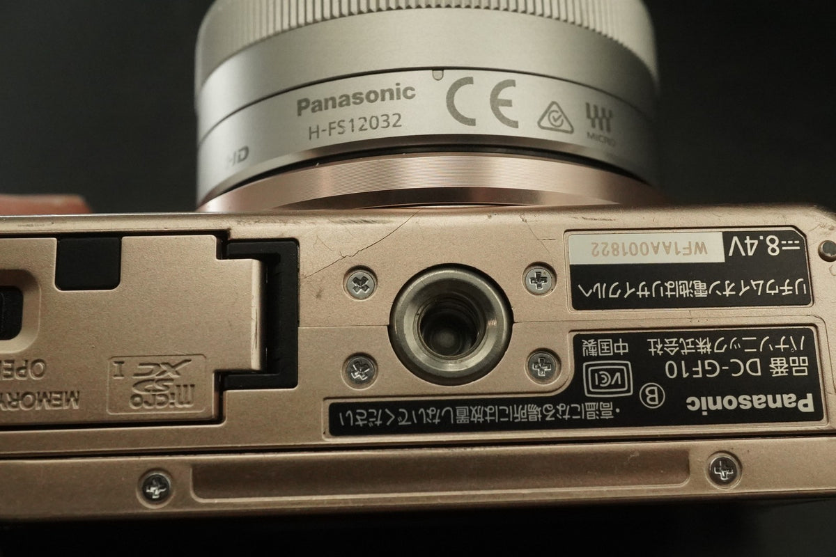 Panasonic DC-GF10 w/ 12-32mm + 35-100mm Lens White LUMIX Camera #12672