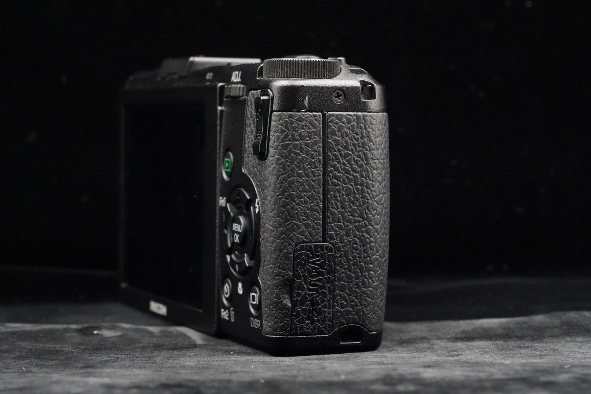 Ricoh GR Digital III 3 10.0MP Digital Camera JAPAN US STOCK #10018