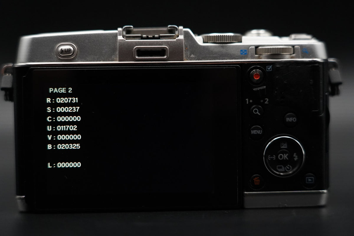 Olympus PEN E-P5 Silver Body Wifi Digital Camera Japan US STOCK #10593