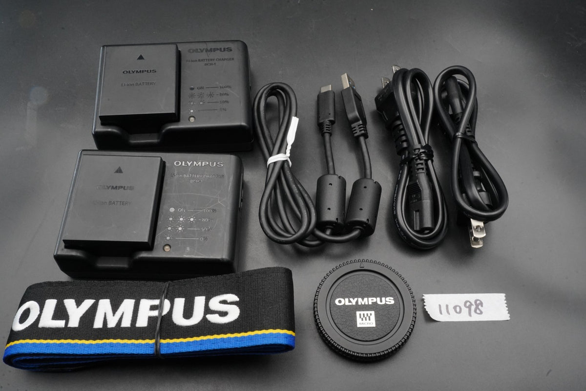 Olympus OM-D E-M1X 20.4MP Mirrorless Digital Camera body -1866 cuts- #11098