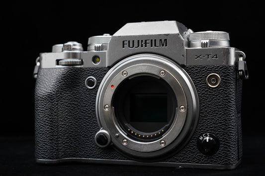 Fujifilm X-T4 26.1MP Mirrorless Digital Camera Body Silver US STOCK #9792
