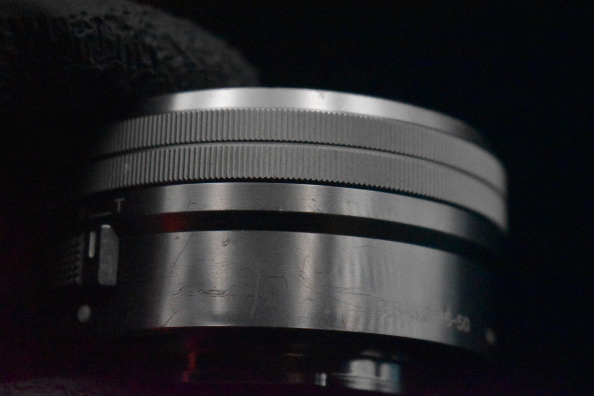 [Dazi doganali USA pagati] Fotocamera digitale mirrorless Sony Alpha a5100...