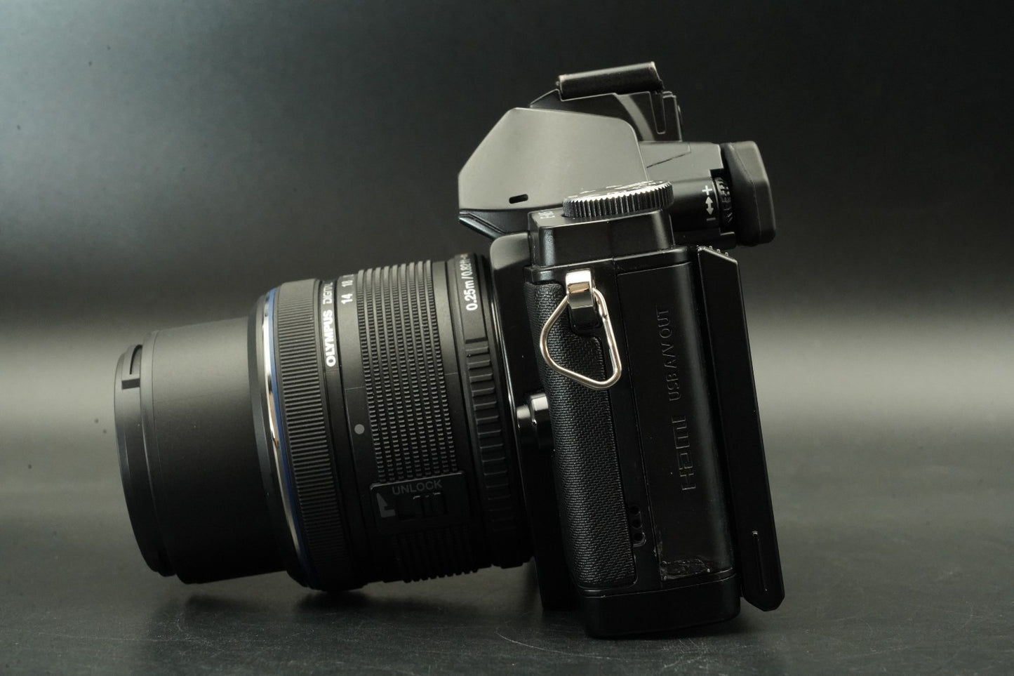 Olympus OM-D E-M5 + 14-42mm + 40-150mm Lens Digital Camera Black #11730