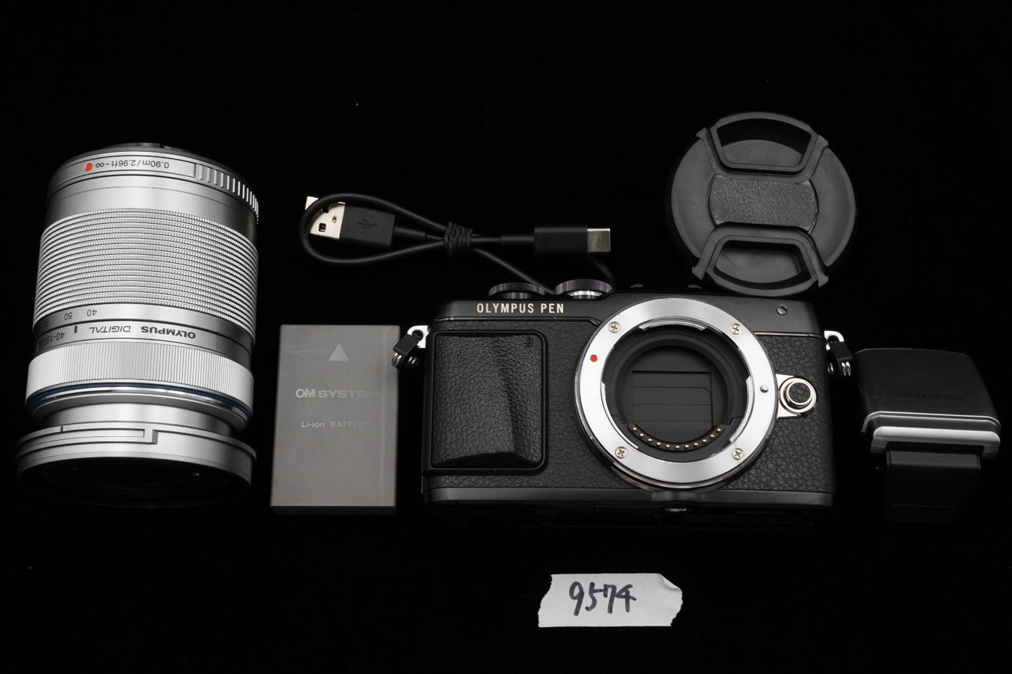 [US Duty Paid] Olympus PEN E-PL7 Digital Camera Black with Lens 9574