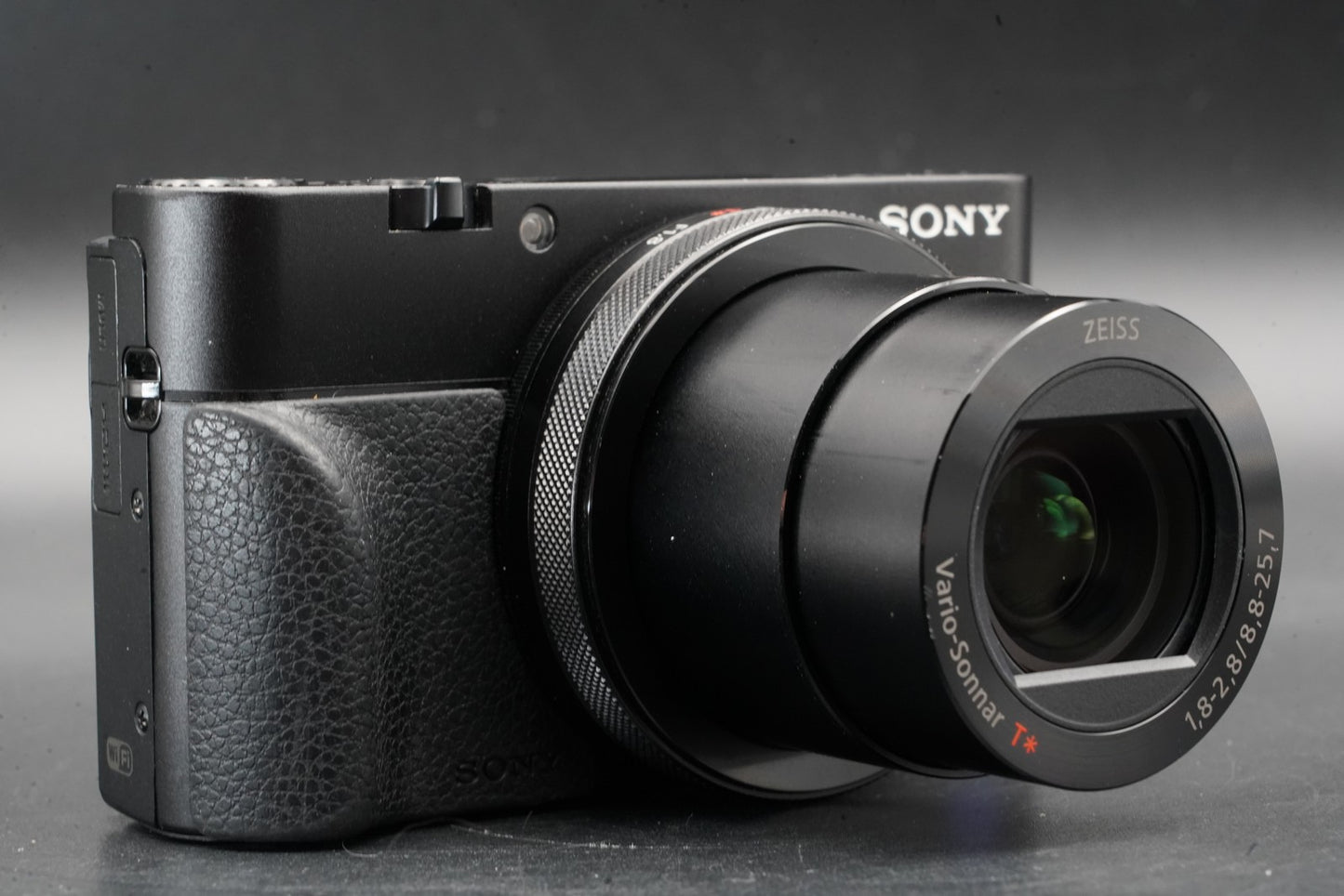 Sony Cyber-Shot DSC-RX100M5A 20.1MP 4K Digital Camera 11125