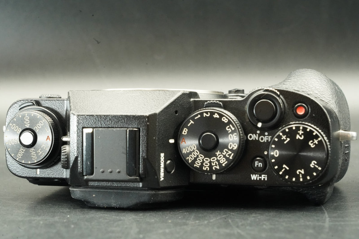Fujifilm X-T1 Mirrorless Digital Camera 16.3MP Black -2623 cuts- #12254