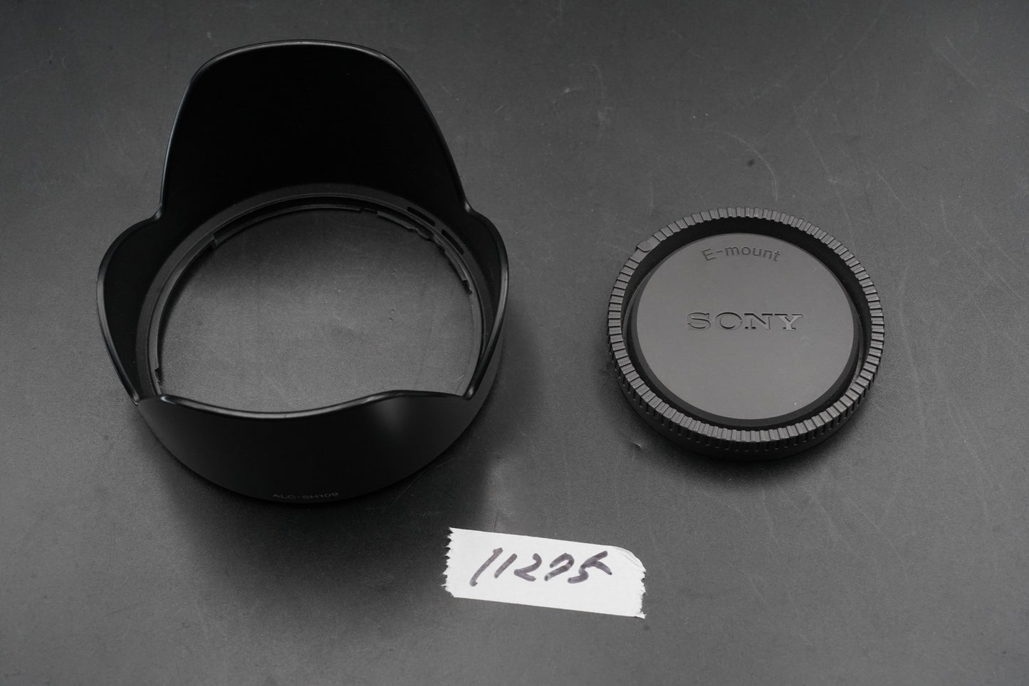 Sony E 18-200mm f/3.5-6.3 OSS Lens Silver SEL18200 US Duty Paid 11275