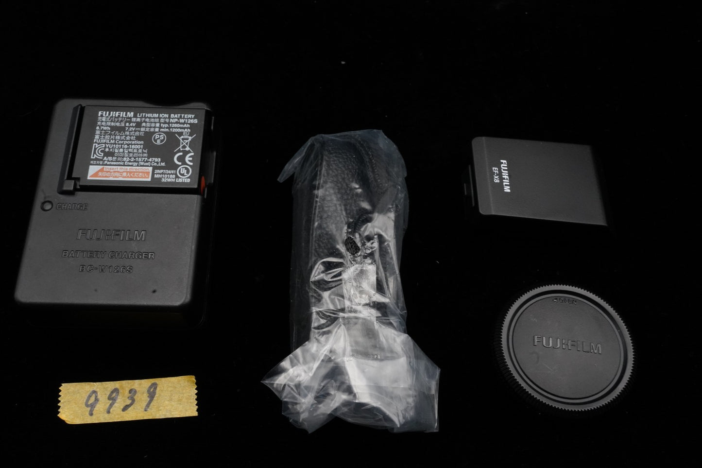 Fujifilm X-T3 Mirrorless Digital Camera Silver with Lens US Duty Paid 9939