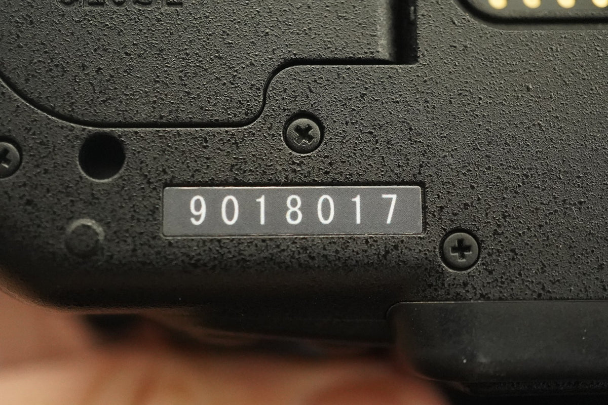 PENTAX K-1 Mark II Digital Camera + D-BG6 Battery Grip -SC 2%- #11985