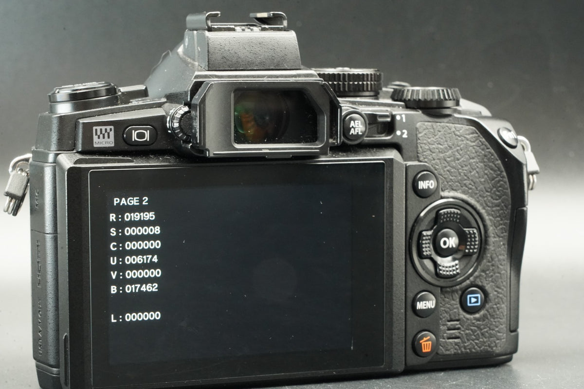 Olympus OM-D E-M1 Digital Camera Black Body -76534 cuts- #11812