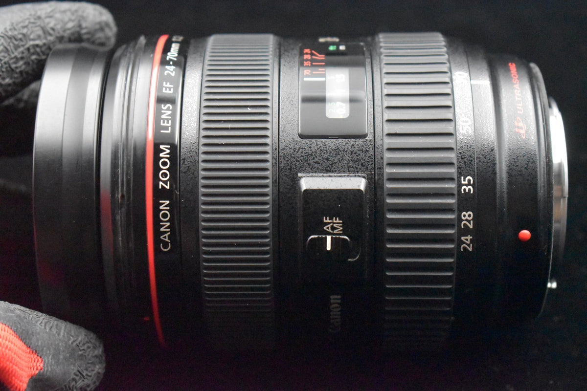 [US Duty Paid] Canon EF 24-70mm f/2.8 L USM AF Telephoto Zoom Lens Used 9338