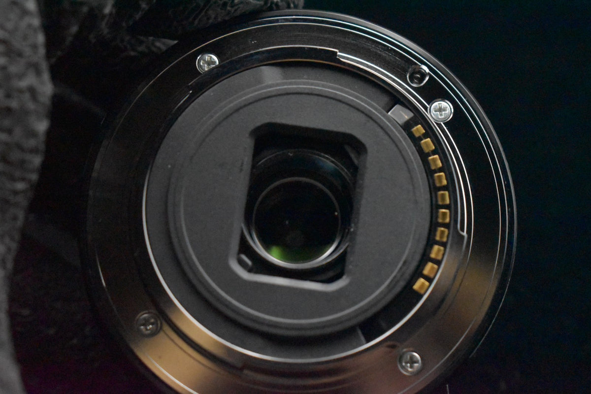 [US Duty Paid] Fotocamera digitale mirrorless Sony Alpha A6400 nera 9232