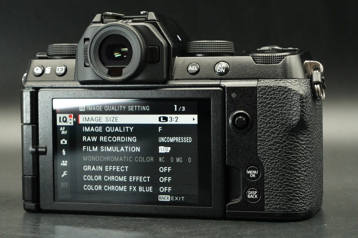 Fujifilm Fuji X-S10 Black Mirrorless Digital Camera -3561 cut- US STOCK #12335