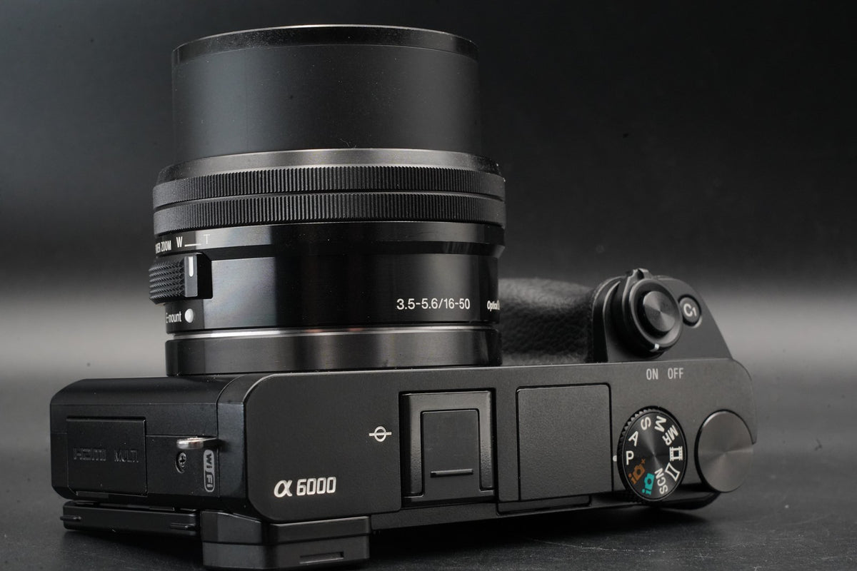 Sony a6000 Digital Mirrorless Camera Black with Lens -10198 cuts- #10821