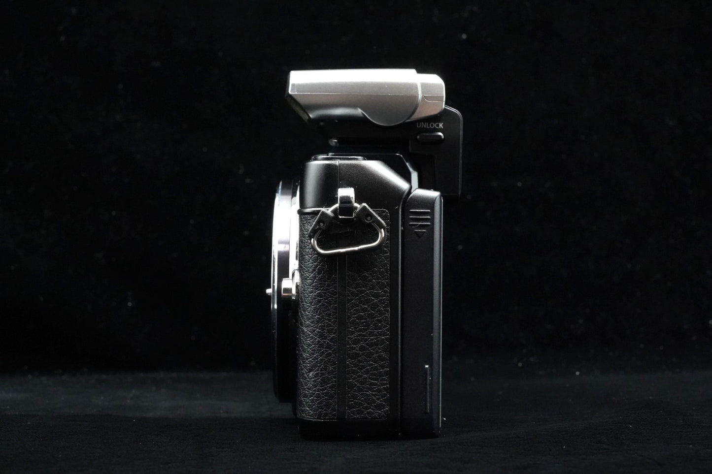 [US Duty Paid] Olympus PEN E-PL7 Digital Camera Black with Lens 9574