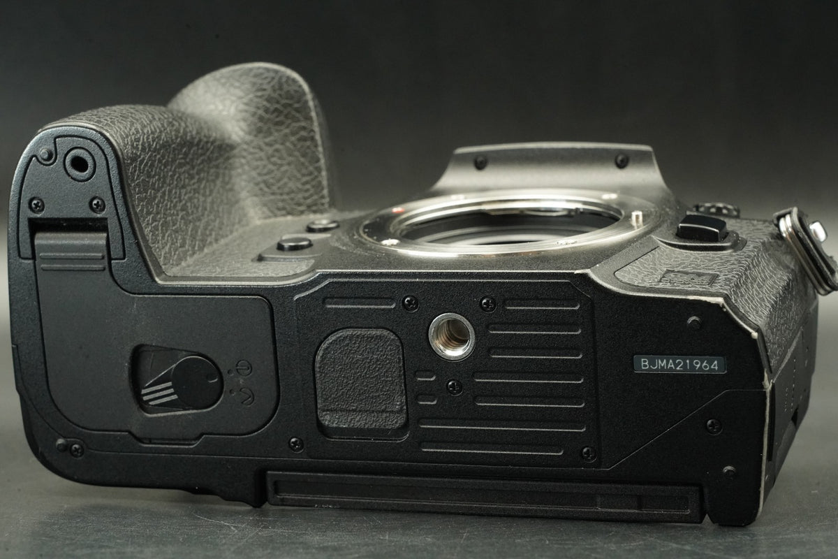 OLYMPUS OM System OM-1 Mirrorless Camera -46362 cuts- #12248