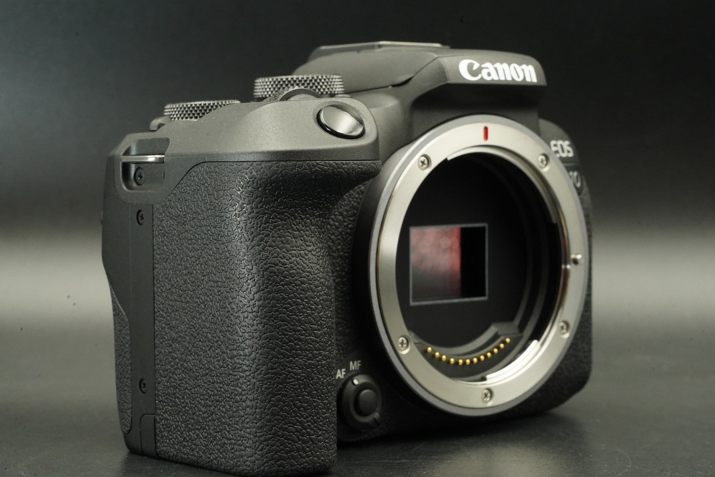 Canon EOS R10 Black APS-C Mirrorless Digital Camera -1% cuts- #11808