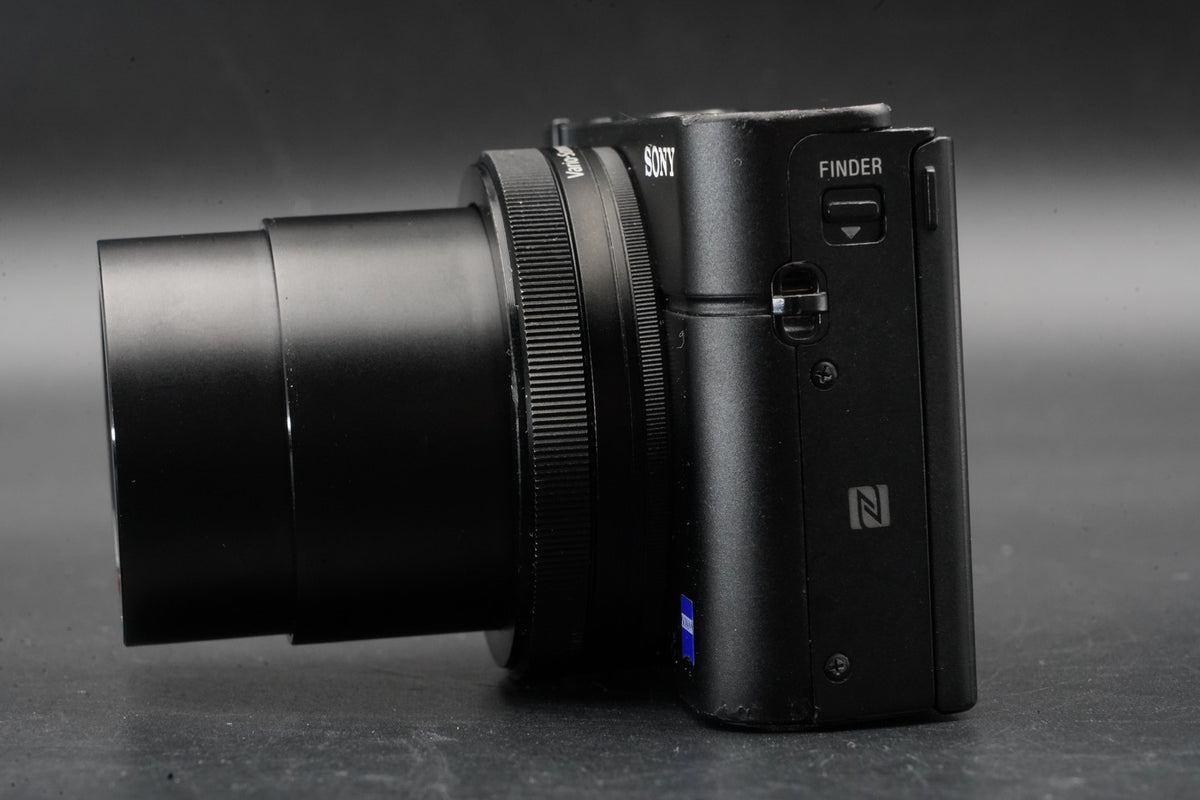 Sony Cyber-shot DSC-RX100 III M3 Point Shoot Digital Camera US STOCK #11398