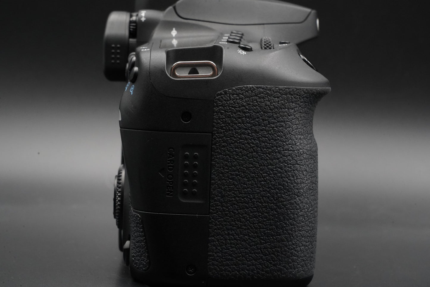 Canon EOS 90D 32.2MP Digital SLR Camera Body Only 10675