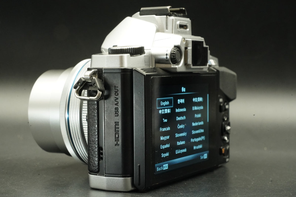 Olympus OM-D E-M5 Digital Camera with 14-42mm + 40-150mm Lens Silver #12043