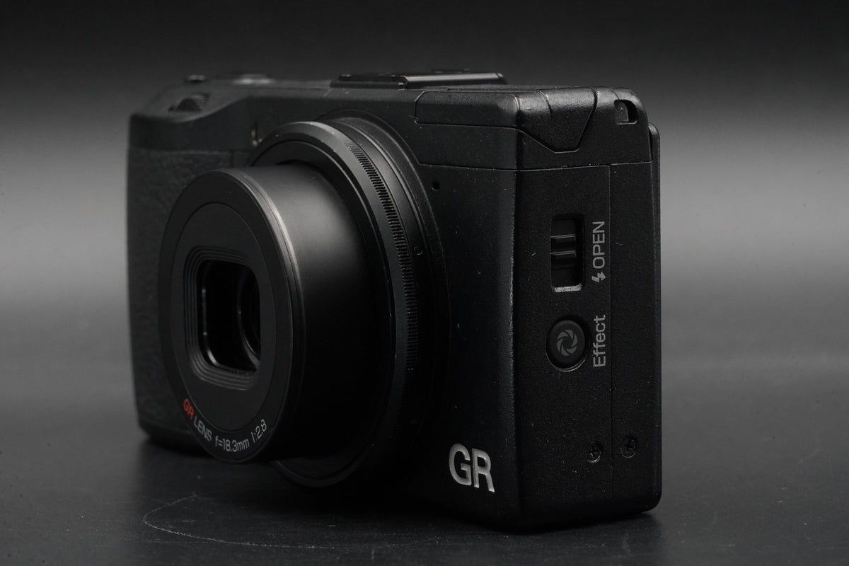 RICOH GR 16.2MP Digital Compact Camera Black JAPAN -15 cuts- #10815