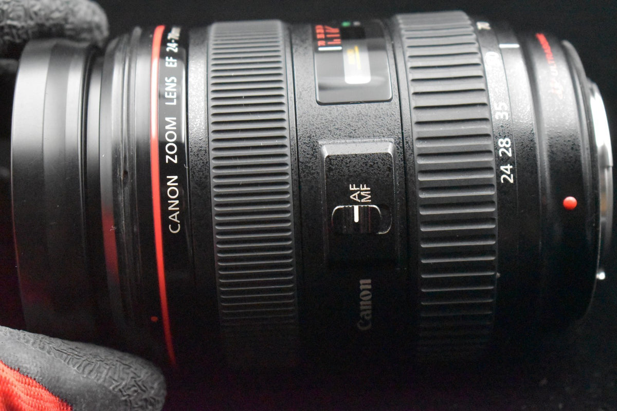 [US Duty Paid] Canon EF 24-70mm f/2.8 L USM AF Telephoto Zoom Lens Used 9338