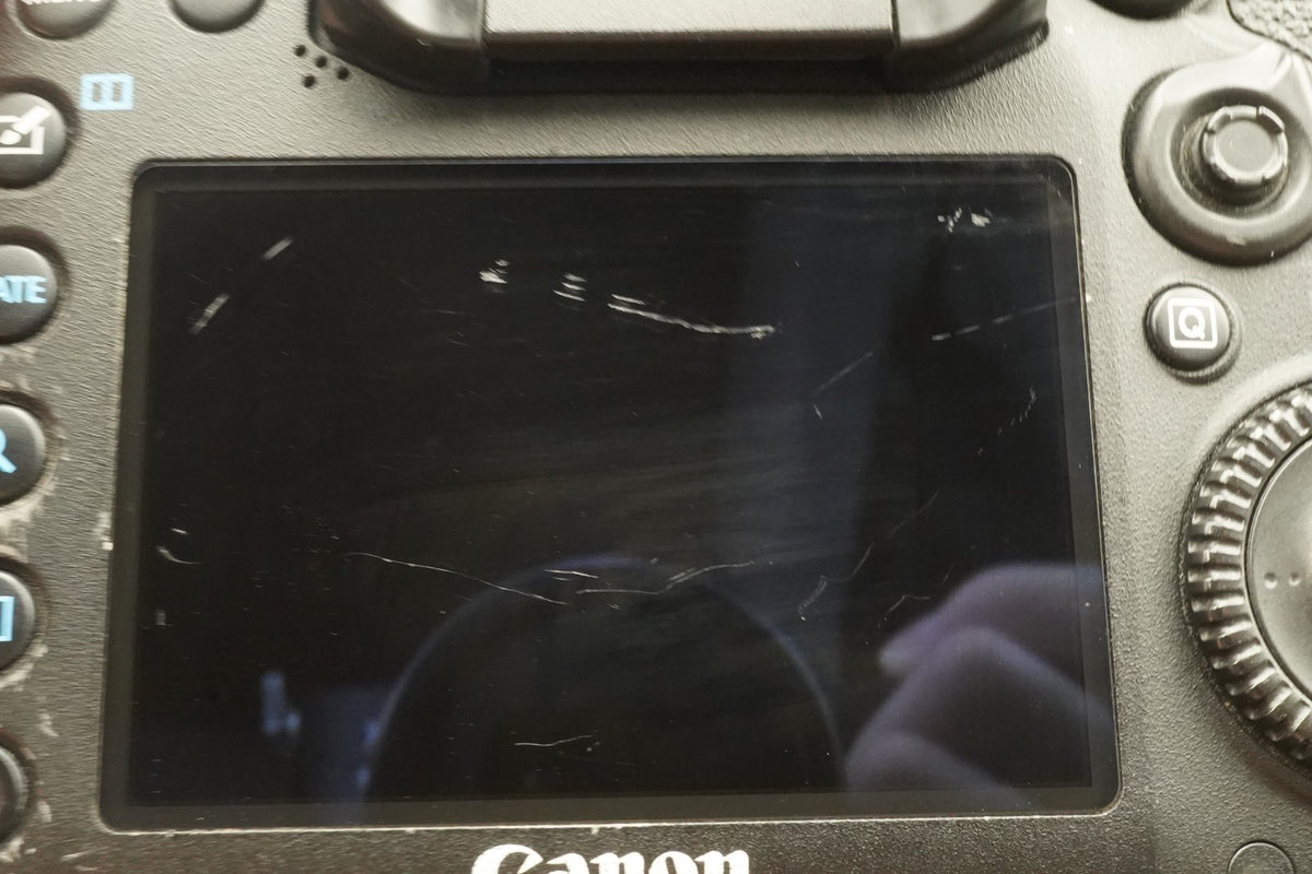 Canon EOS 7D Mark II DSLR Digital SLR Video Camera Used #12397