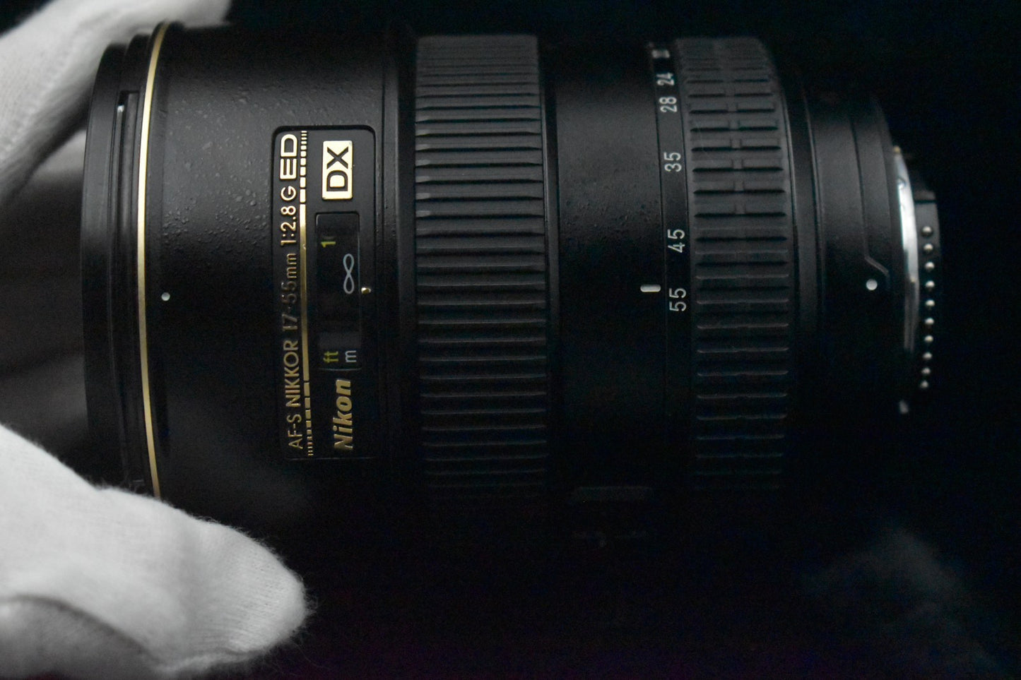 Nikon AF-S DX 17-55mm f/2.8G IF-ED Lens SWM US Duty Paid 8656