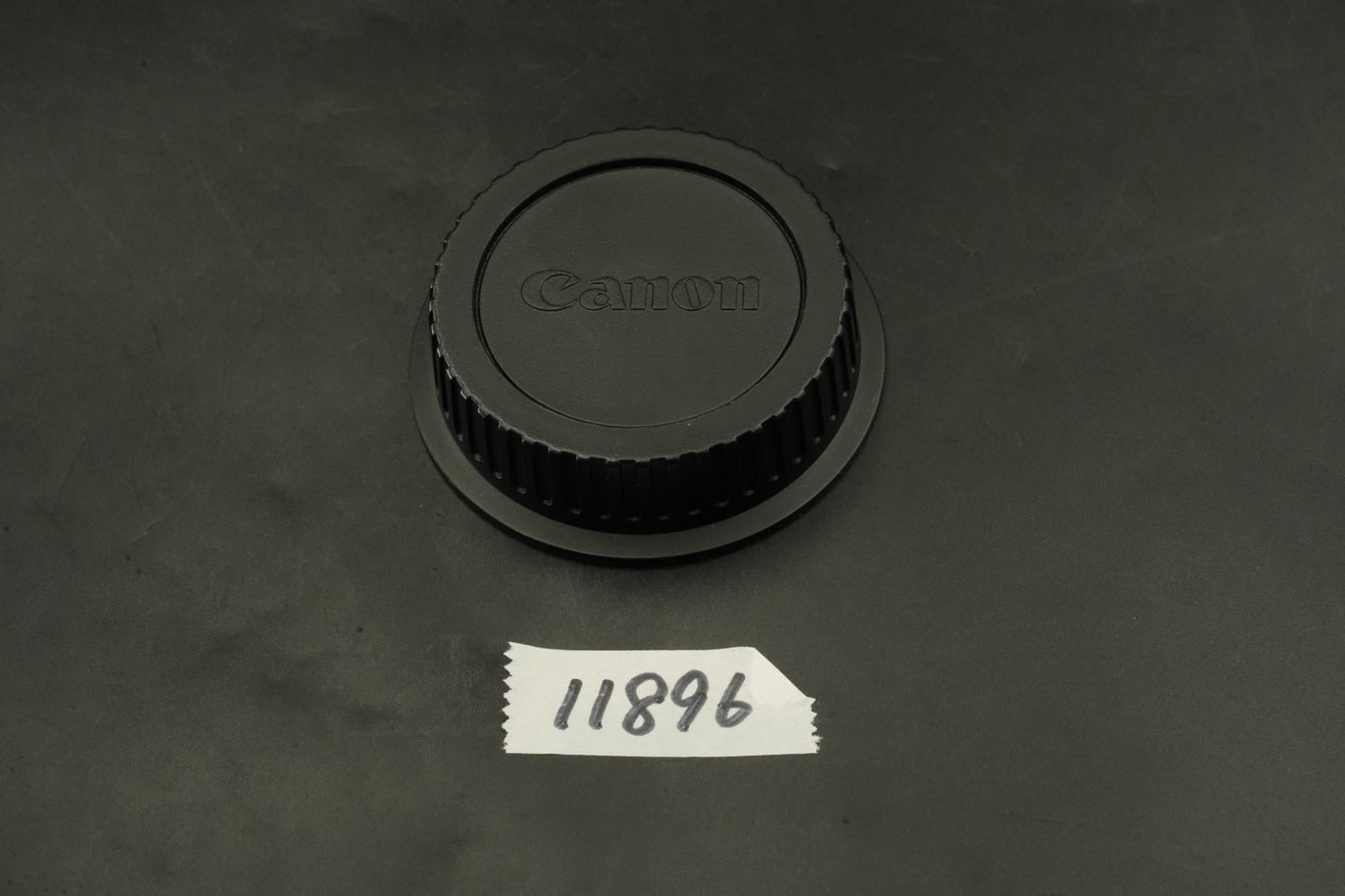 Canon EF 300mm F/2.8 L IS USM Lens w/ BOX US STOCK #11896