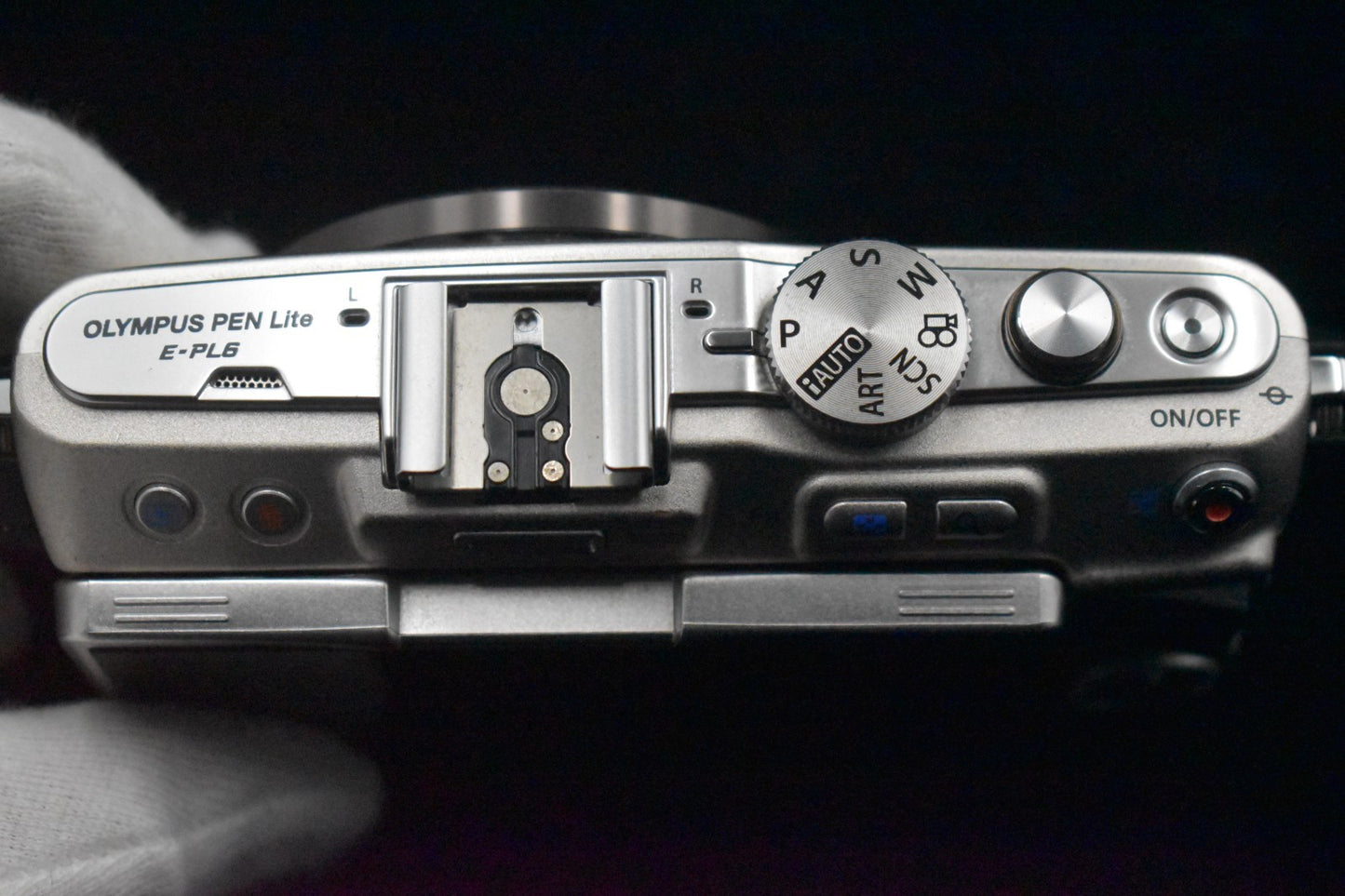 [US Duty Paid] Olympus Pen Lite E-PL6 16.0MP Body Only Silver 8595