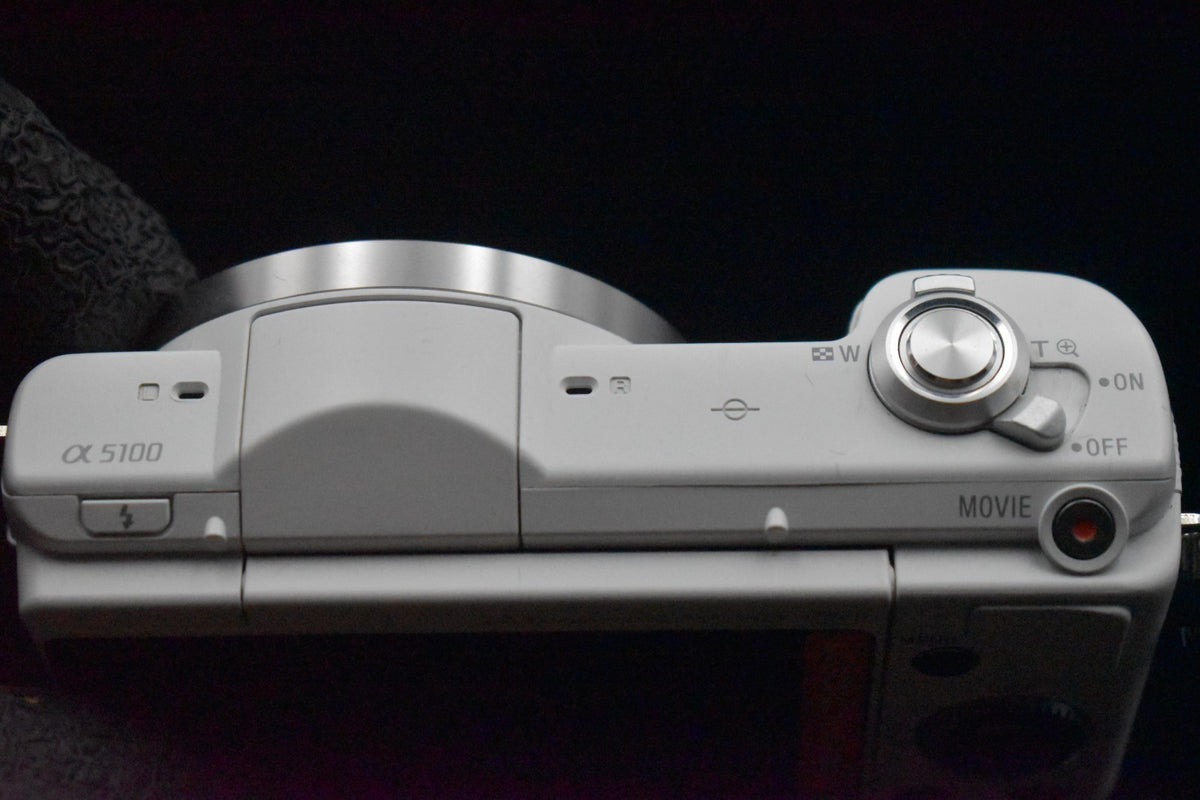 [US Duty Paid] Sony Alpha a5100 Mirrorless Digital Camera White 9180