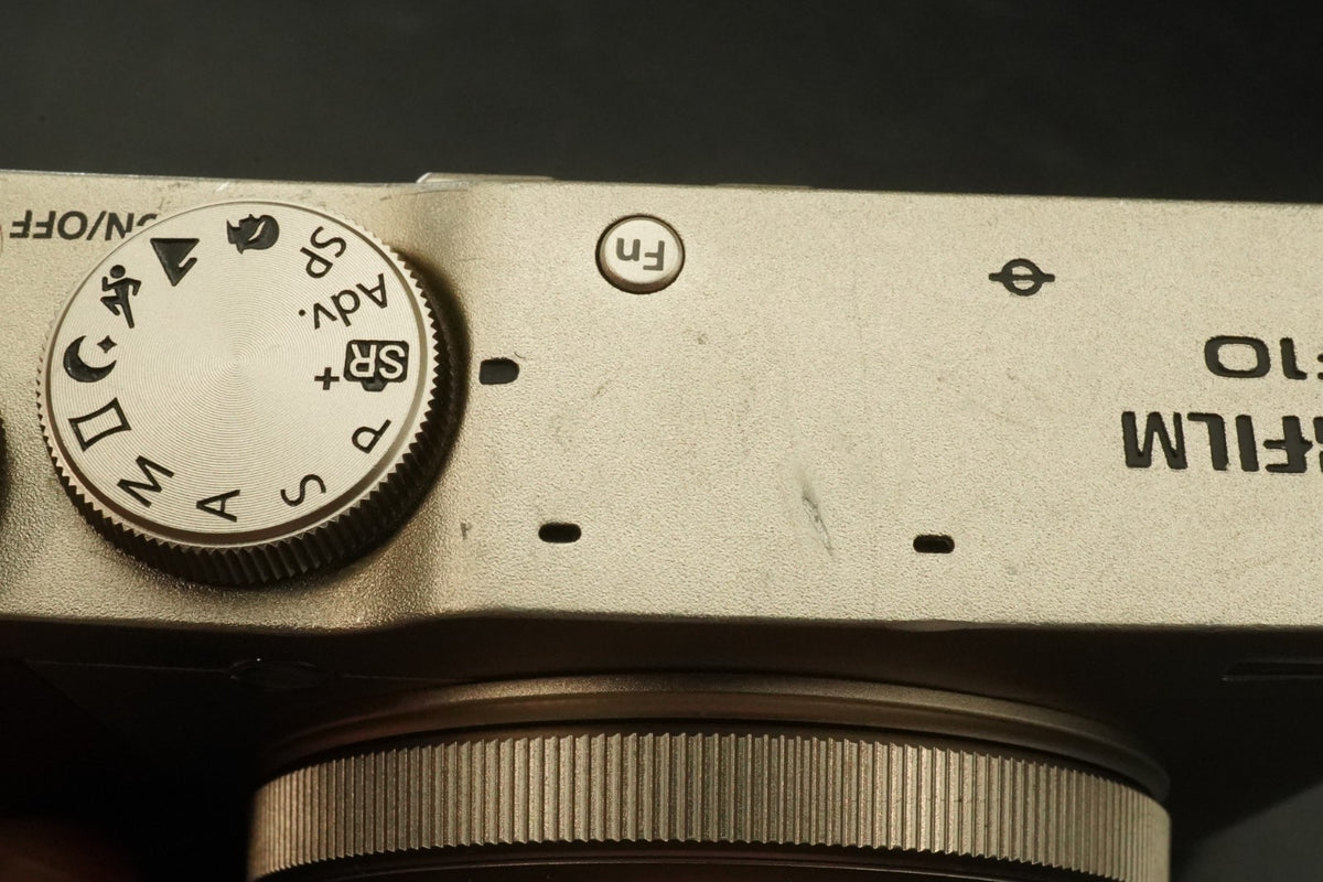 Fujifilm Fuji XF10 Compact Digital Camera Champagne Gold #11779