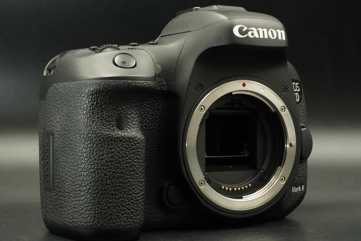 Canon EOS 7D Mark II DSLR Digital SLR Video Camera Used US STOCK #12218
