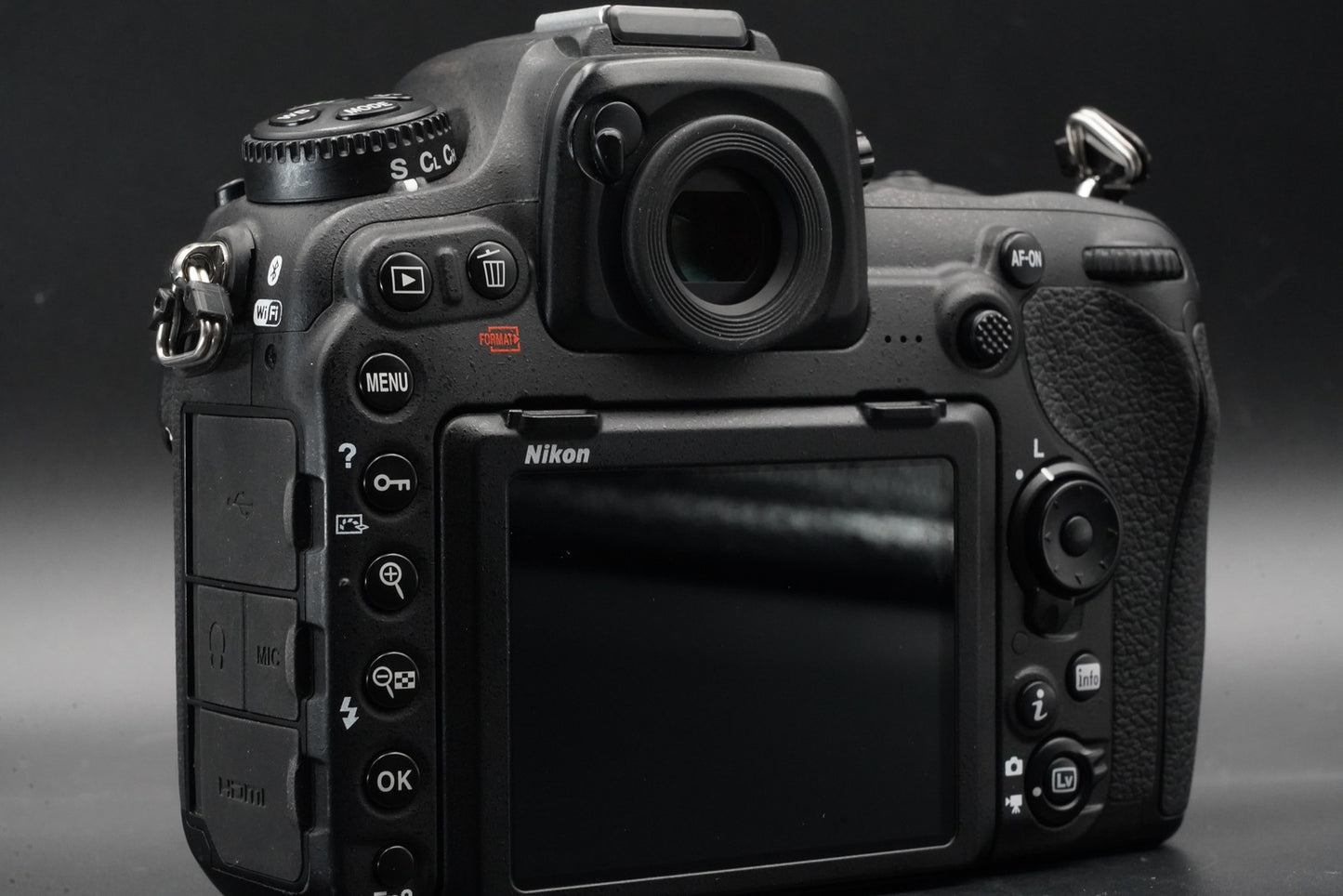 Nikon D500 20.9MP Digital SLR Camera Body US Duty Paid 10827
