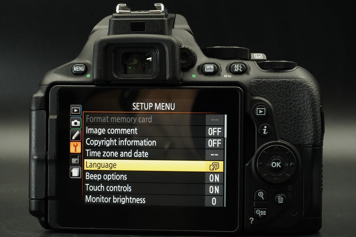 Nikon D5600 DSLR Camera w/ AF-S 18-55mm + 55-200mm Lens -8882 cuts- #12356
