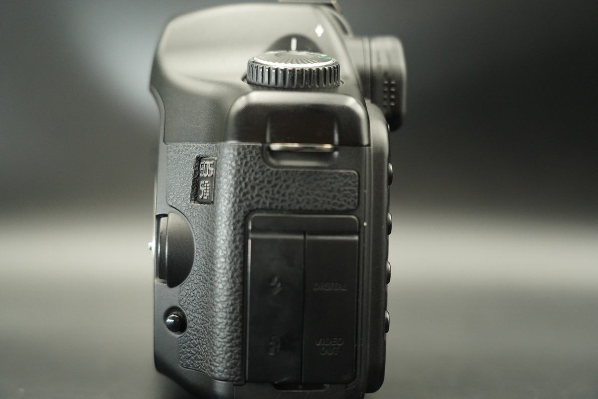 Canon EOS 5D Digital SLR Full Frame Camera Body #11918