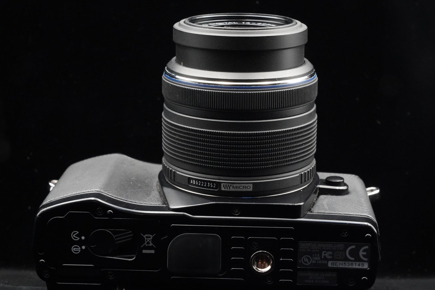 Olympus OM-D E-M5 Mirrorless Digital Camera with Lens Black US Duty Paid 10048