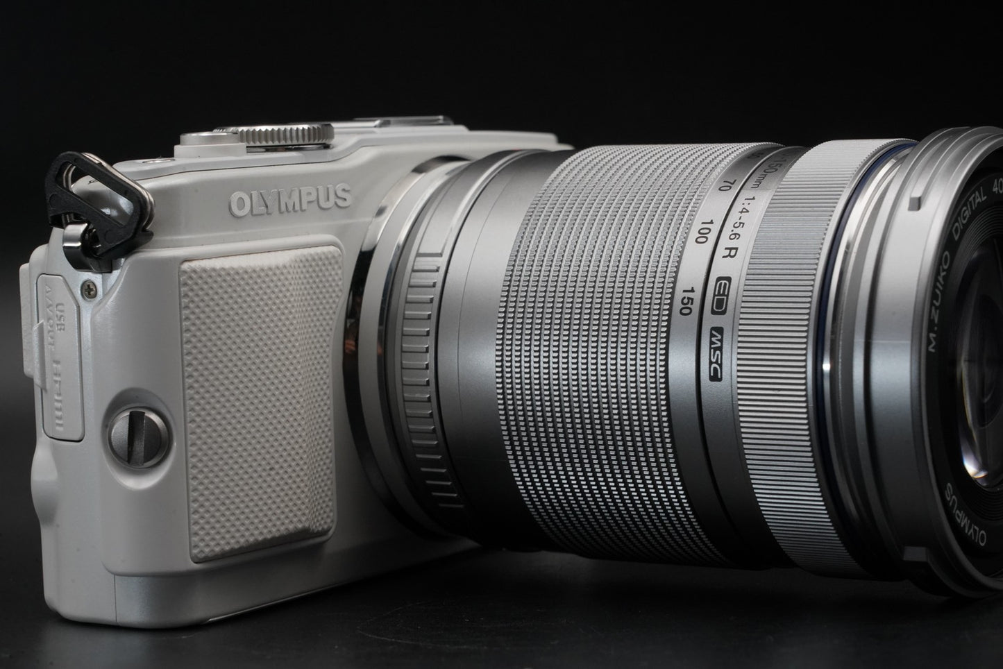 Olympus Pen Lite E-PL6 16.0MP Body White with Lens US Duty Paid 11346