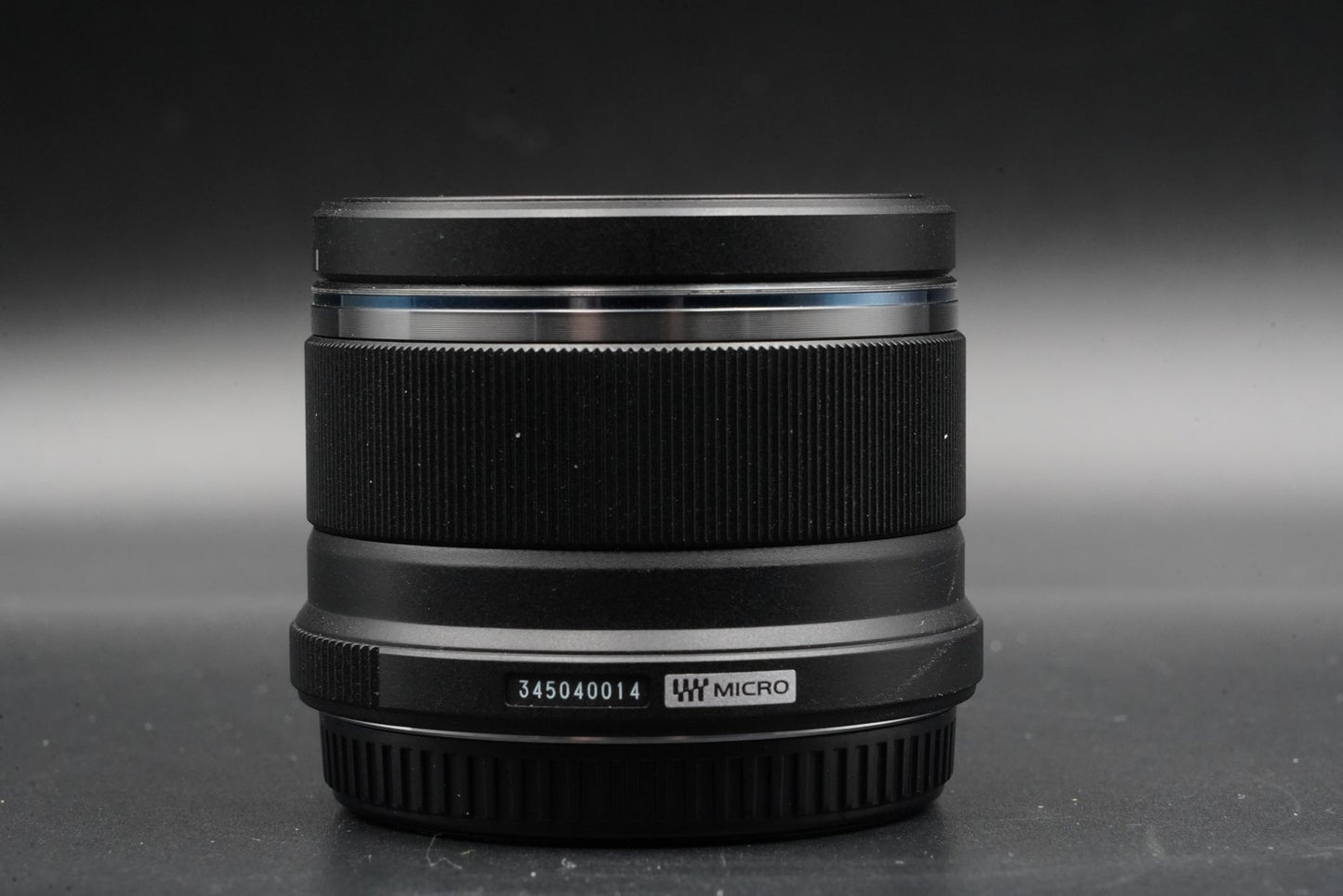 OLYMPUS M.ZUIKO DIGITAL 25mm F/1.8 Black Lens for Micro Four Thirds 10652