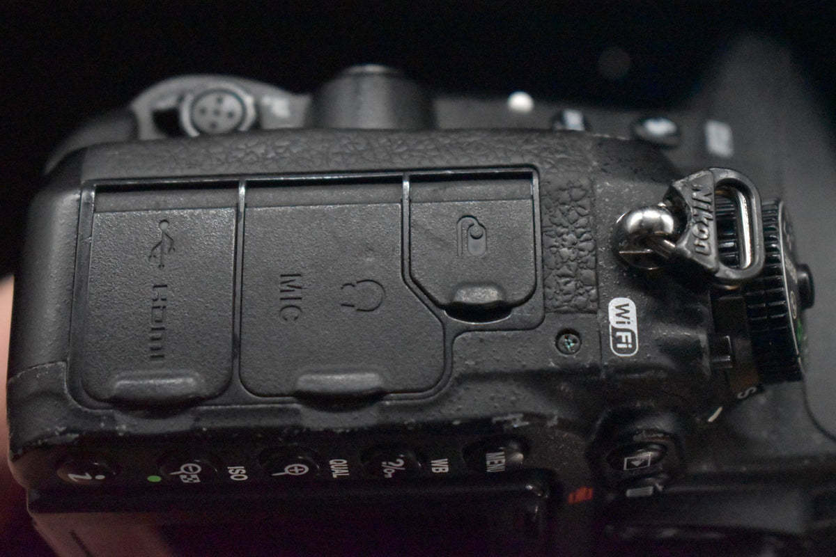 [US Duty Paid] Nikon D750 24.3MP DSLR Digital SLR Camera Body 8233