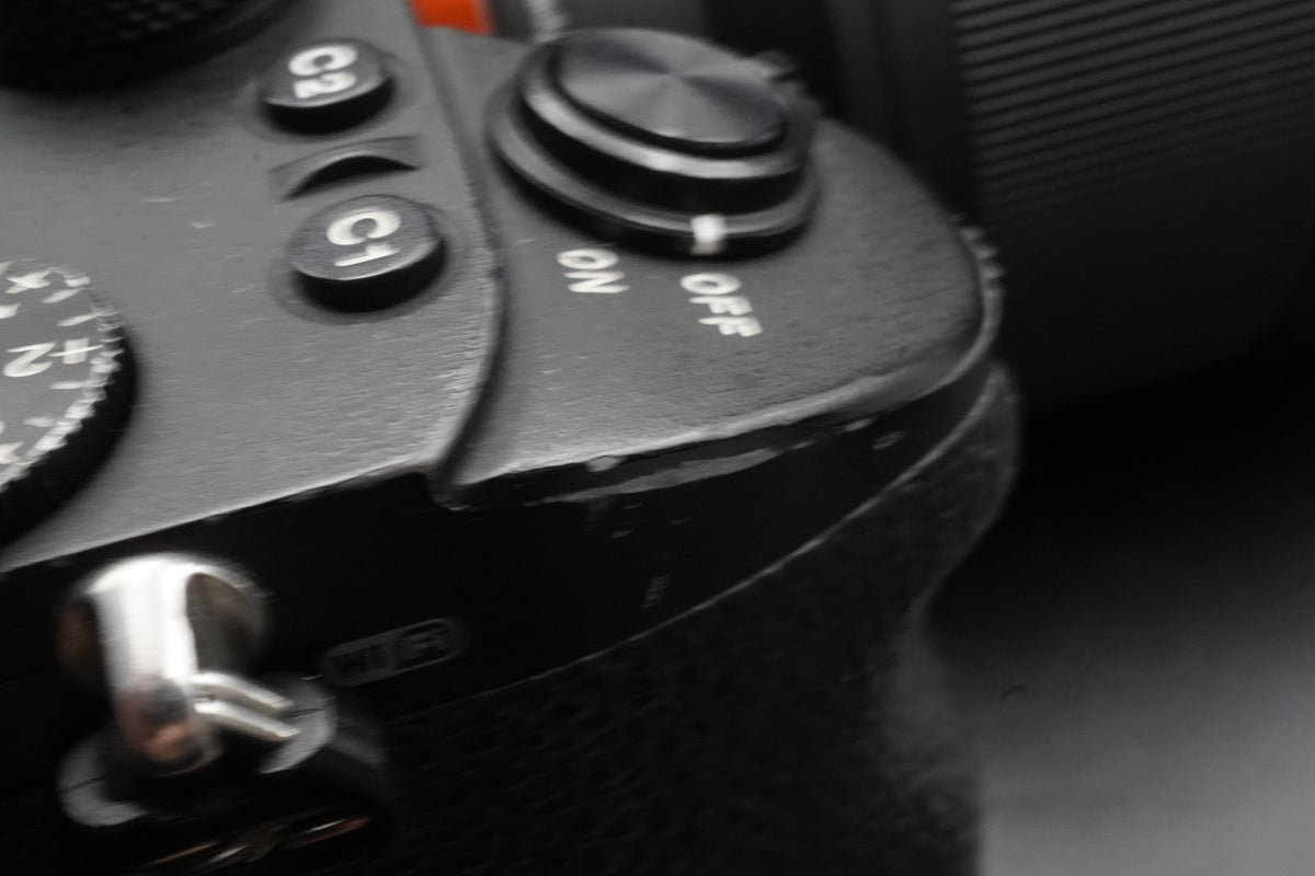 Sony Alpha a7 III ILCE-7M3 Mirrorless Digital Camera w/ FE 28-70 Lens #11372